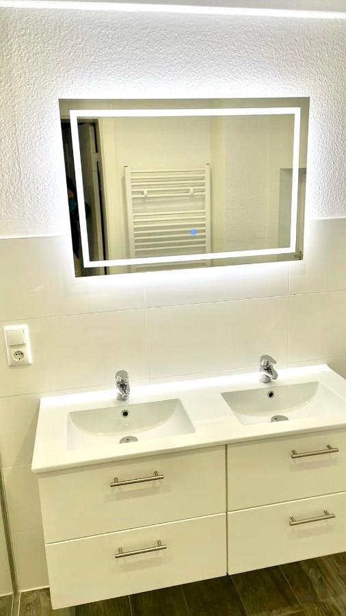 Geraeumiges City-Apartment Mit 2 Badezimmer Und Parkplaetzen D46-Og 올덴부르크 외부 사진