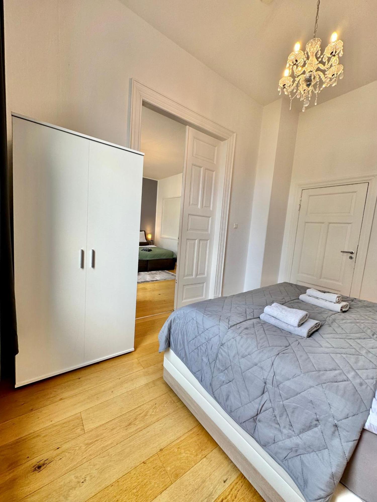 Geraeumiges City-Apartment Mit 2 Badezimmer Und Parkplaetzen D46-Og 올덴부르크 외부 사진