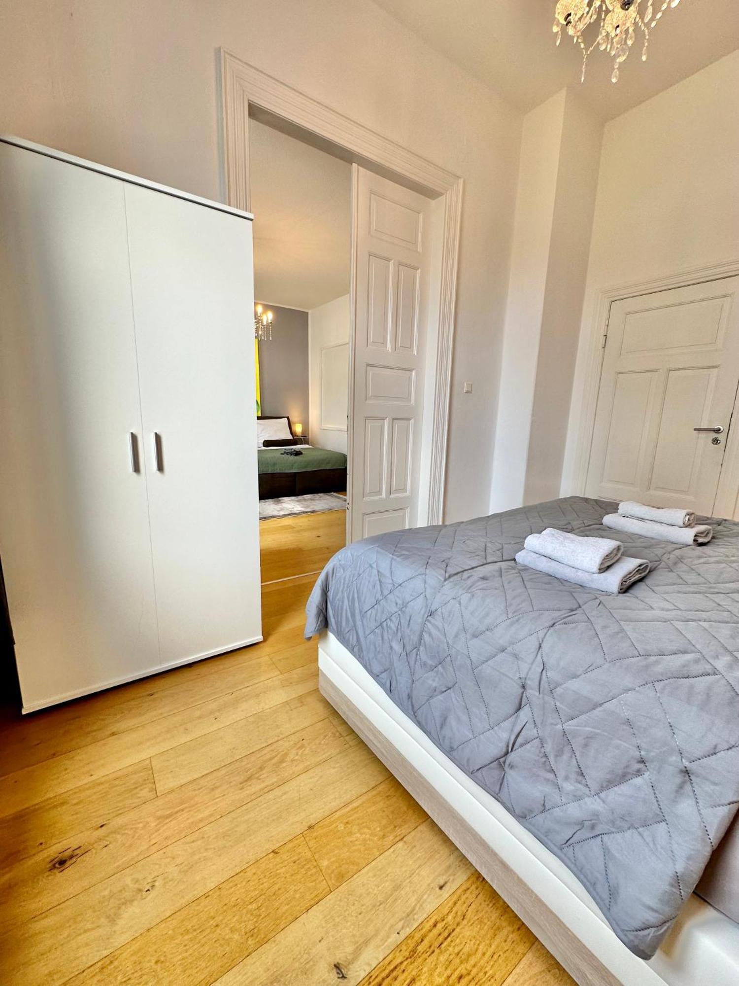 Geraeumiges City-Apartment Mit 2 Badezimmer Und Parkplaetzen D46-Og 올덴부르크 외부 사진